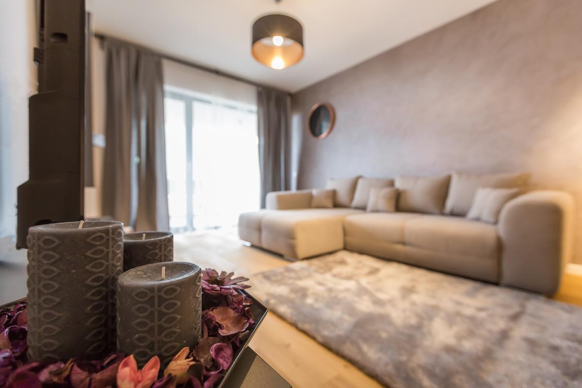 Cosmopolit Booking Braşov Exterior foto