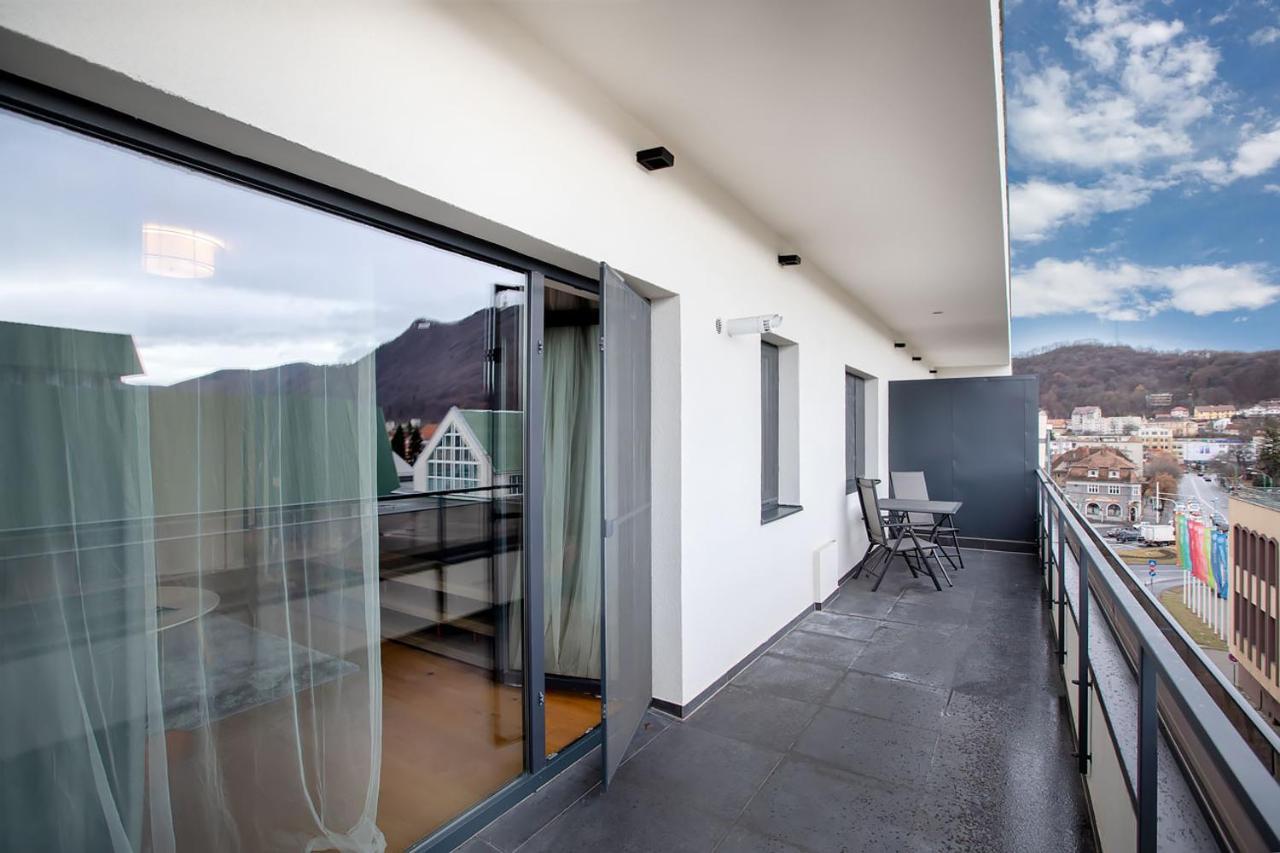 Cosmopolit Booking Braşov Exterior foto